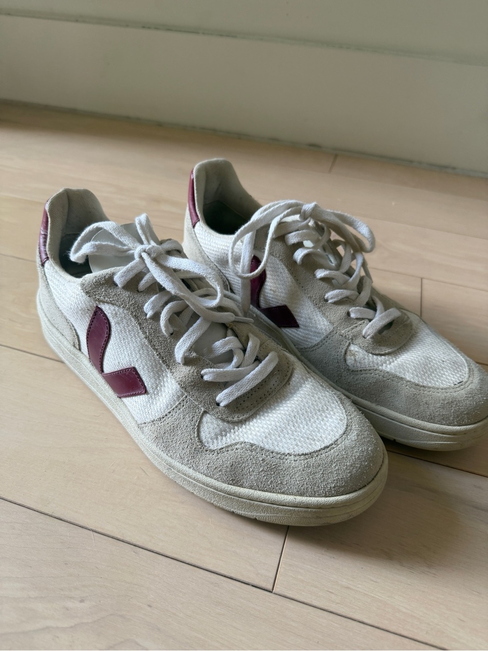 Veja Men's Sneakers